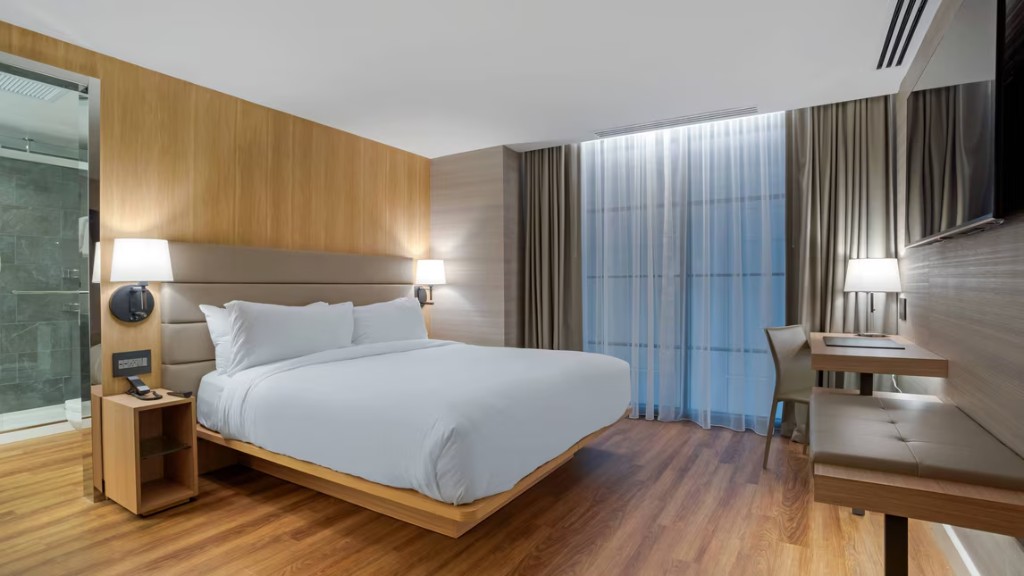 AC Hotel by Marriott Washington DC Convention Center room